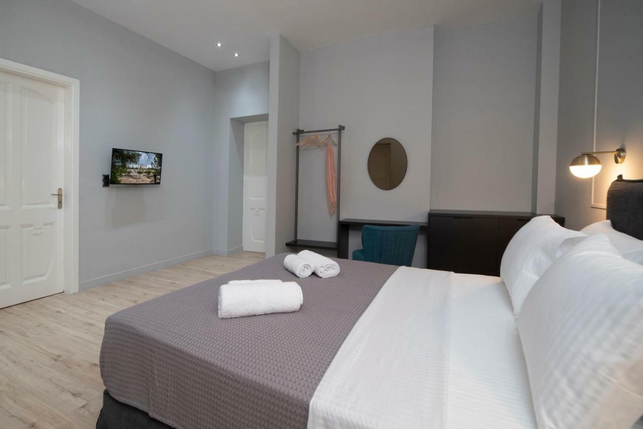Plaka Arch Suites Атина Екстериор снимка